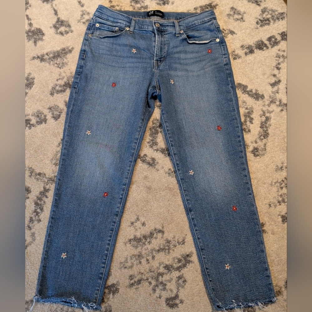 GAP Size 29 Girlfriend Jeans with Flower Embroidery